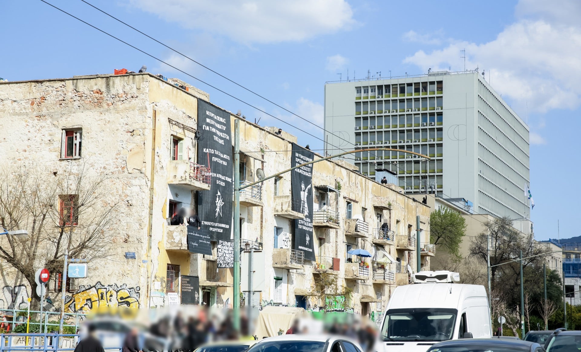 Δήμος Αθηναίων: Καλούμε σε διακοπή υλοποίησης της σύμβασης της Περιφέρειας και σε αναστολή της απεργίας πείνας της κοινότητας των Προσφυγικών