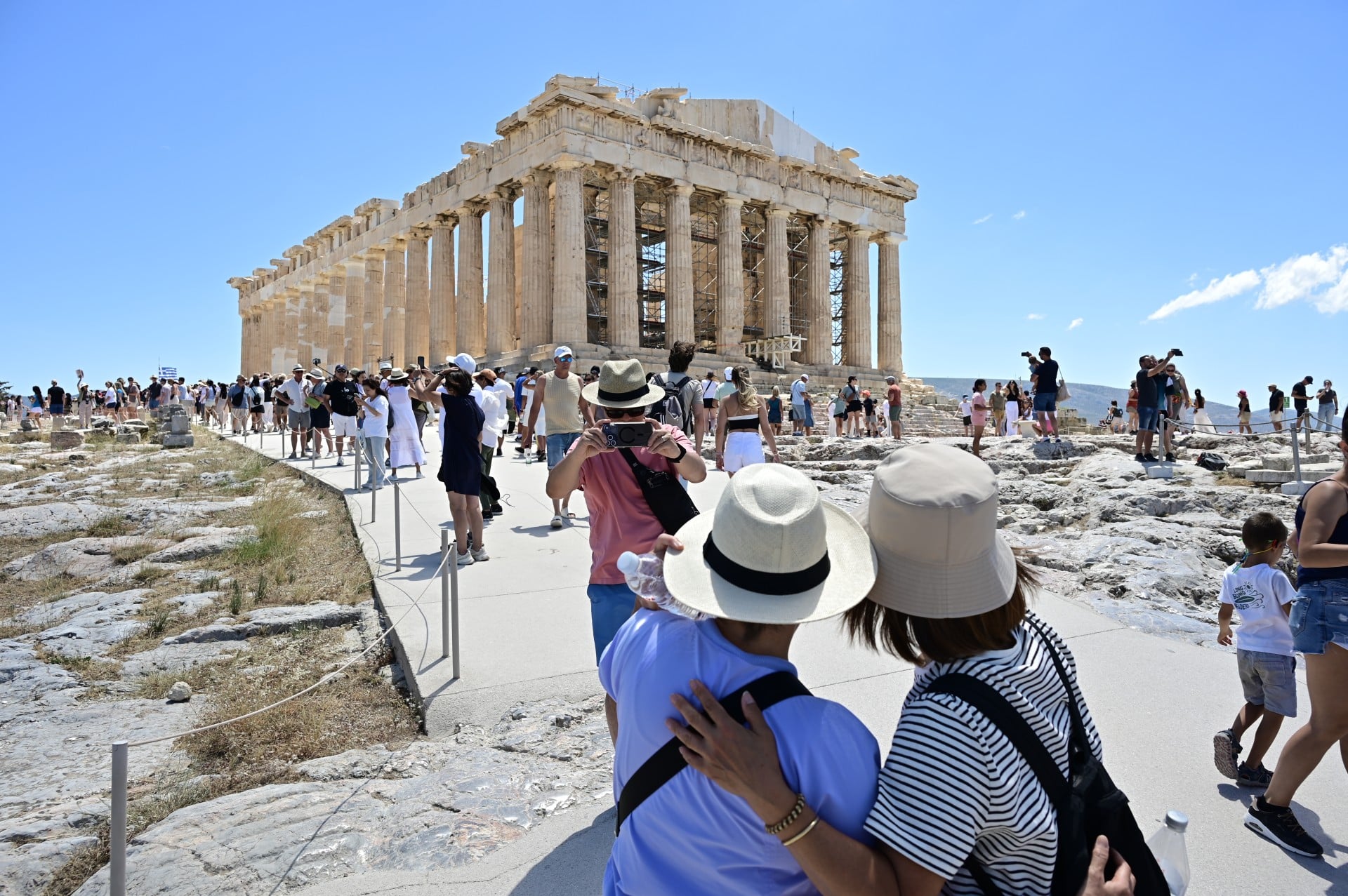 Τουρισμός: Μπαλαντέρ οι last minute κρατήσεις