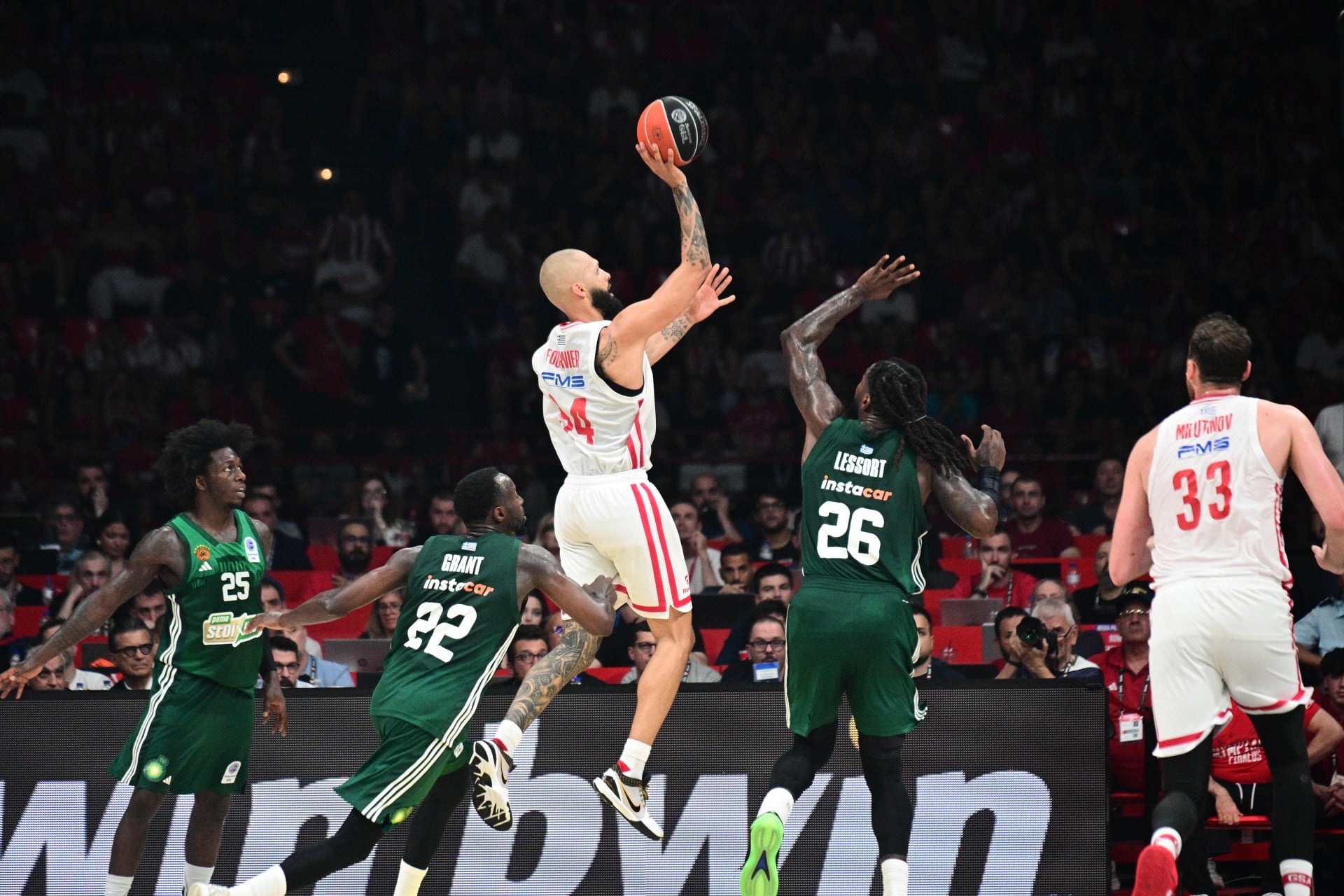 Basket League: Με αστάματητο Φουρνιέ ο Ολυμπιακός έκανε το 2