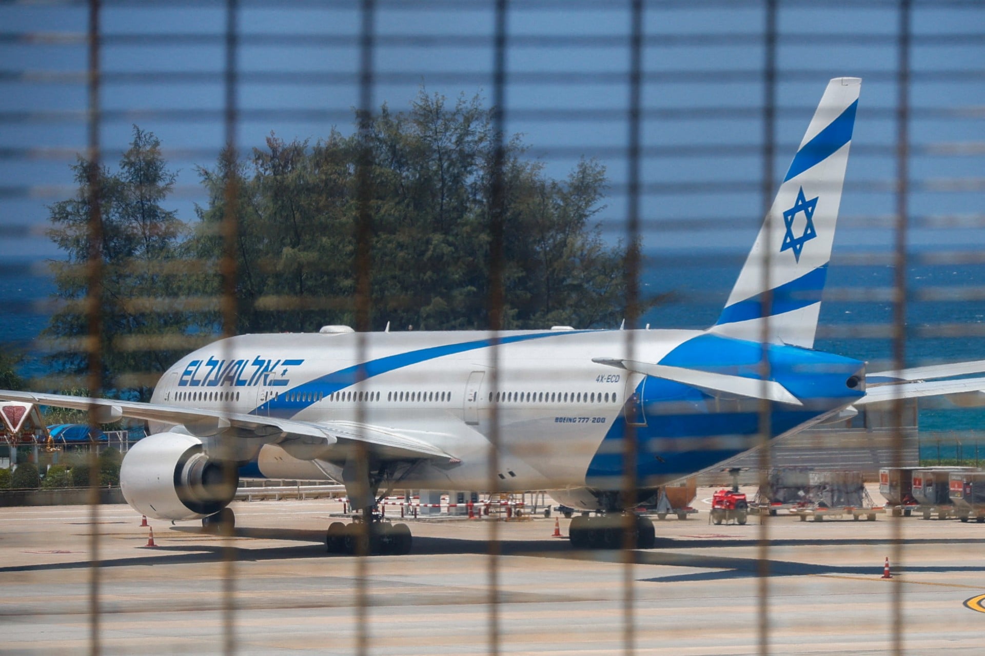 Η ισραηλινή El Al Airlines υπέγραψε συμφωνία για internet υψηλής ταχύτητας με την Starlink του Έλον Μασκ