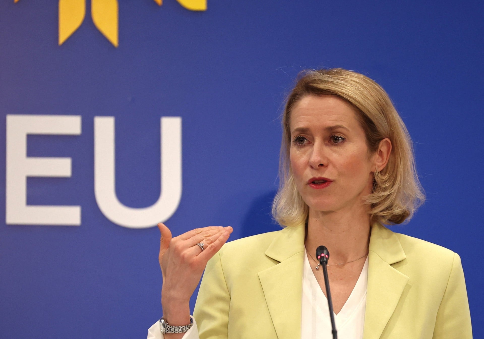 Καλάς: Κυρώσεις στο Ιράν «για πρώτη φορά» για τον «περιορισμ