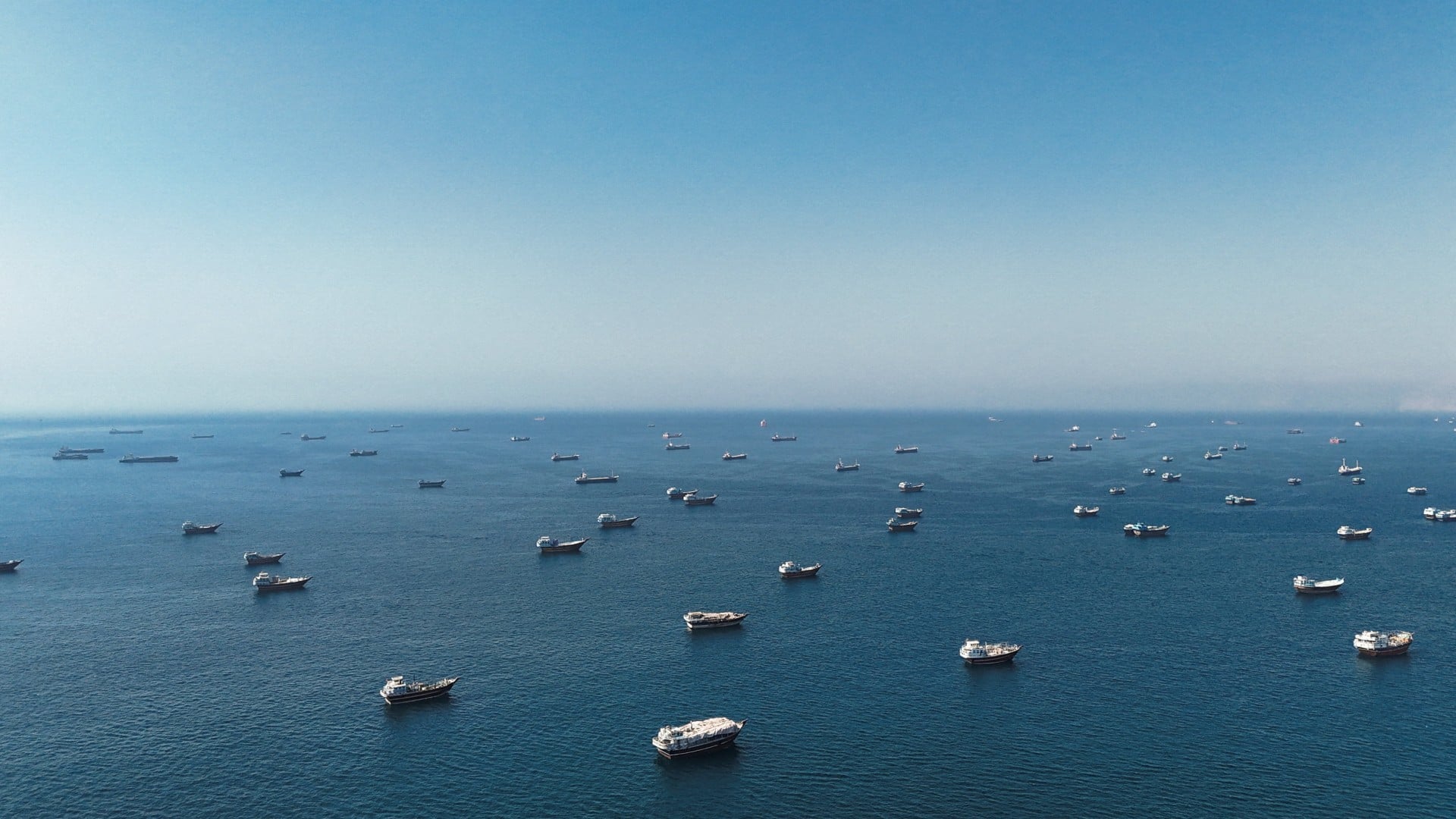 Kpler: Τέσσερα ιρανικά τάνκερ με 7 εκατ. βαρέλια πετρελαίου εξήλθαν από τα Στενά παρά τον αποκλεισμό