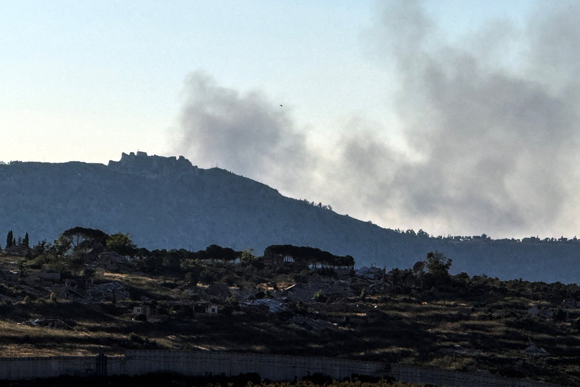 Ισραηλινά πλήγματα στον νότιο Λίβανο παρά την κατάπαυση του πυρός – Τουλάχιστον 5 νεκροί