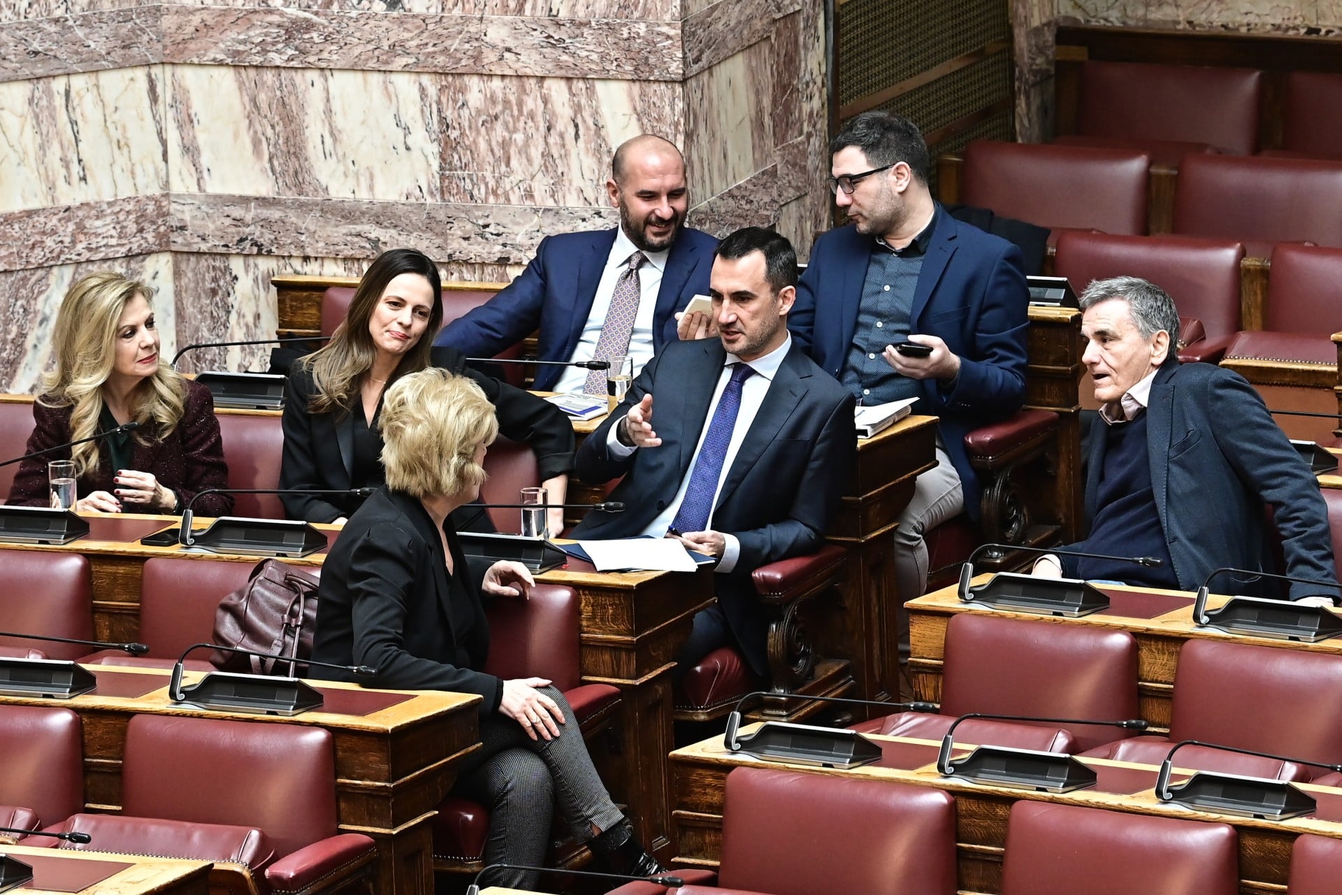 Βουλή: Η νέα «αριθμητική» μετά τη διάλυση της Κ.Ο. της Νέας Αριστεράς – 2η κοινοβουλευτική δύναμη οι ανεξάρτητοι