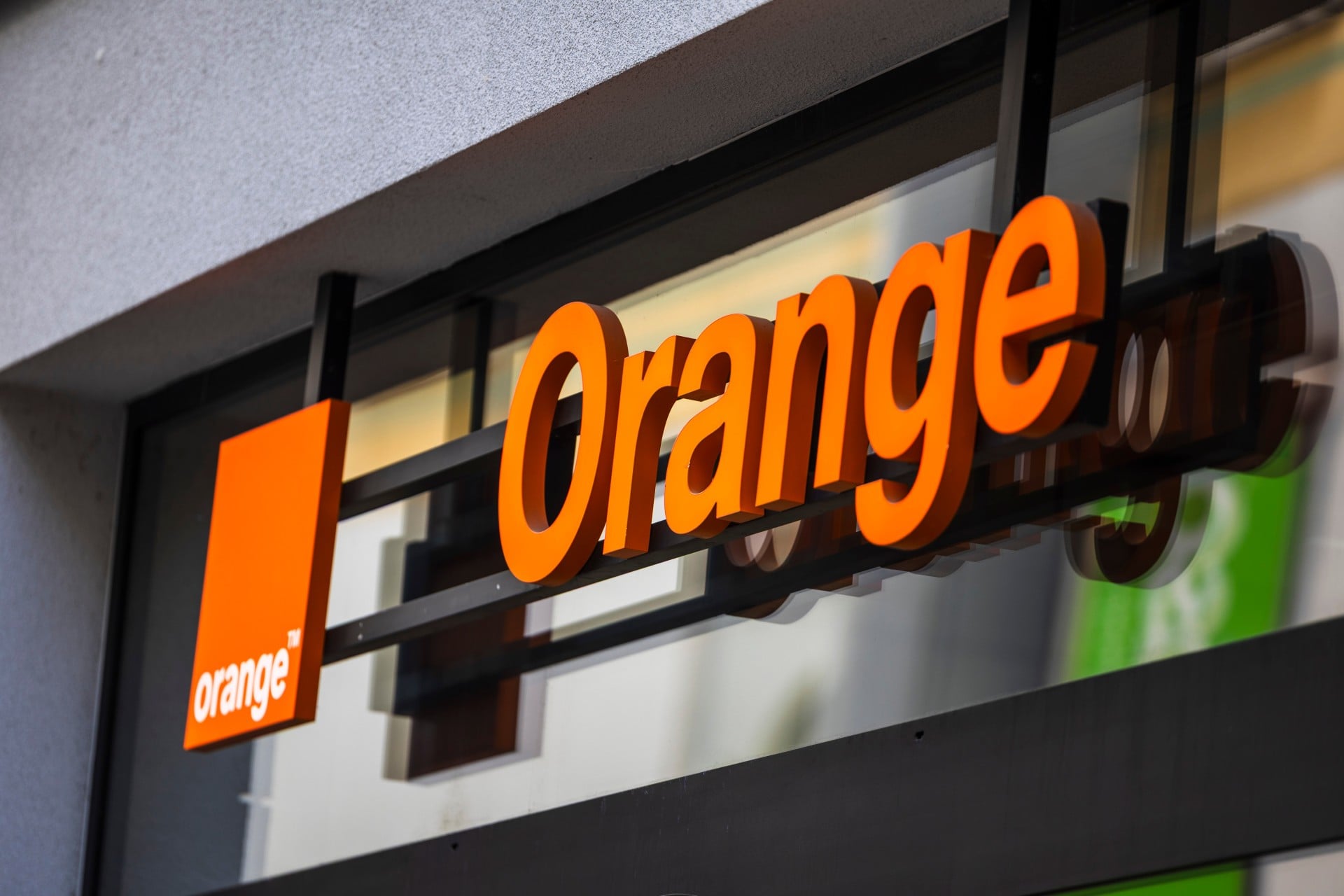 Η Orange αποκτά τον πλήρη έλεγχο της ισπανικής MasOrange ένα