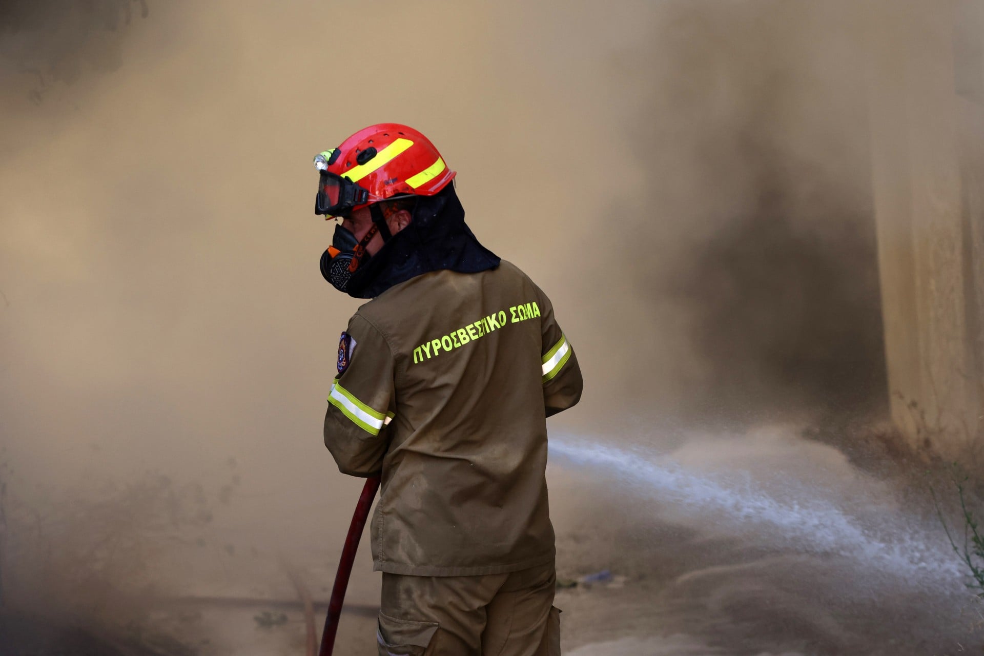 Ρόδος: Σε εξέλιξη φωτιά σε δύσβατο σημείο – Μεγάλη κινητοποίηση δασοπυροσβεστικών δυνάμεων και εθελοντών