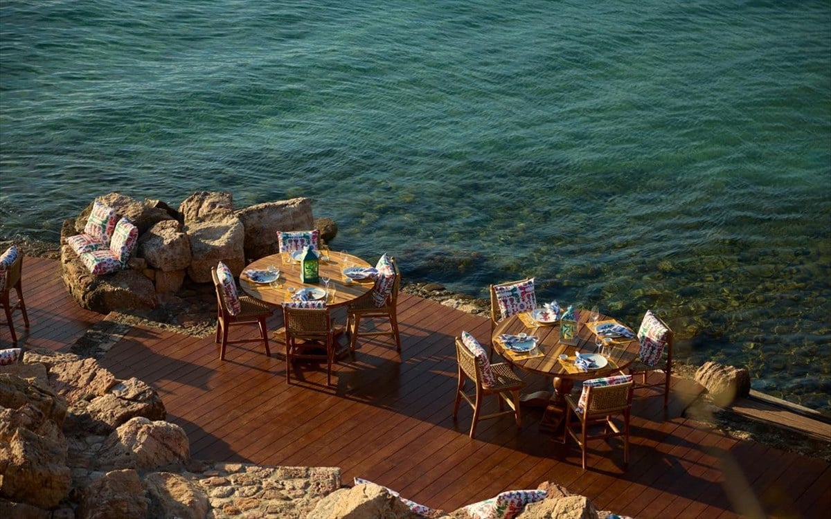 Η νέα εμπειρία της Zolotas Beach είναι ό,τι πρέπει για το καλοκαίρι στην Αθήνα