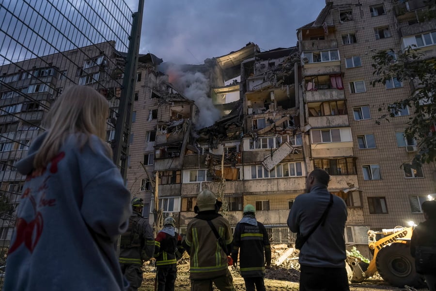 Ουκρανία: Στους 22 οι νεκροί στο Κίεβο μετά το ρωσικό σφυροκόπημα